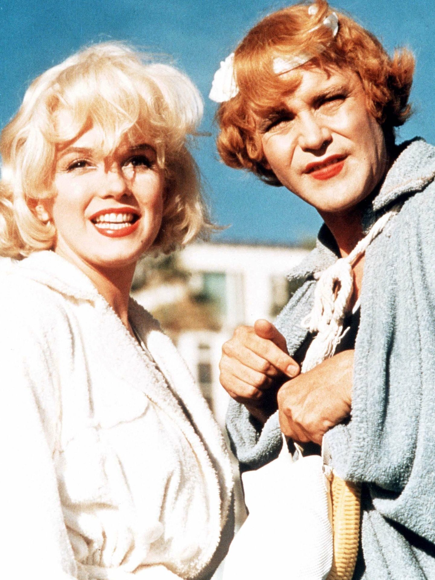 Marilyn Monroe y Jack Lemmon, en 'Con faldas y a lo loco'. (CP)