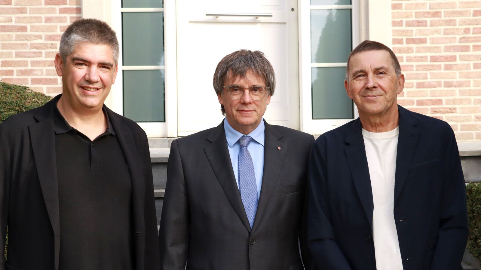 Otegi y Puigdemont se reúnen en Waterloo y alertan del "auge de las derechas autoritarias"