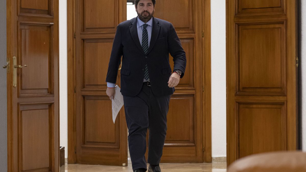 Murcia llevará al Supremo la decisión "política y sectaria" del Gobierno respecto al trasvase Tajo-Segura