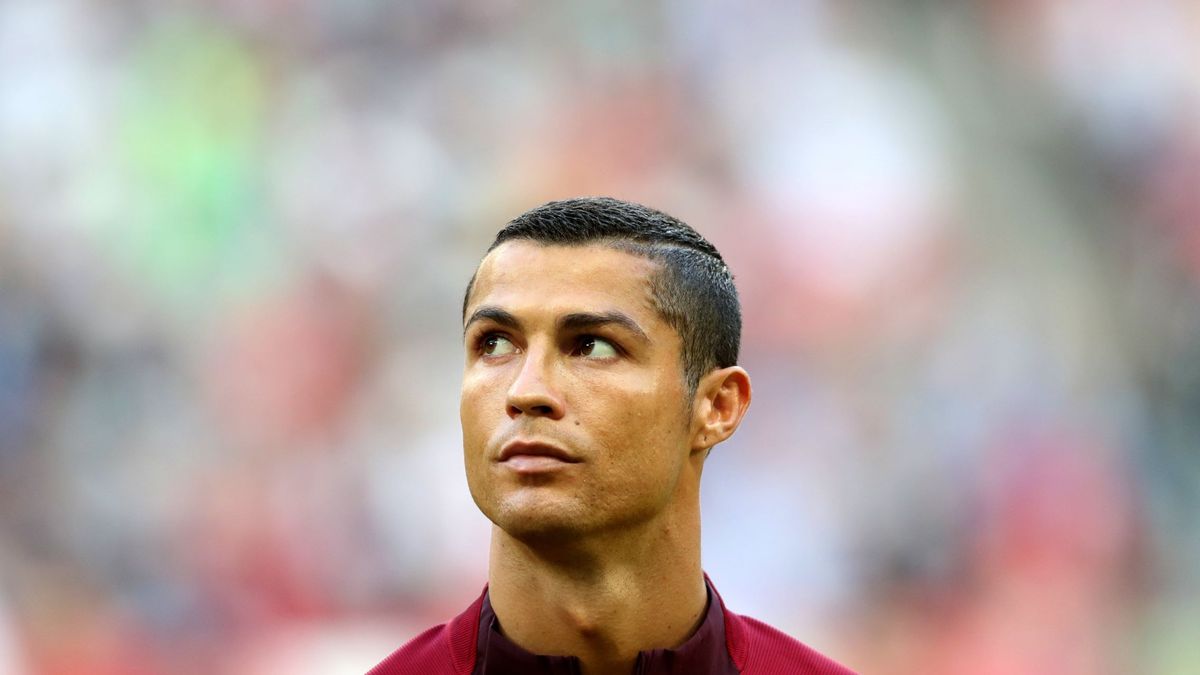 Por qué Cristiano Ronaldo no se puede ir del Real Madrid ni de la Liga