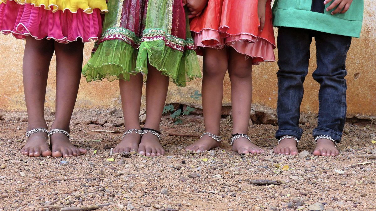 2.000 niñas mueren al día en India