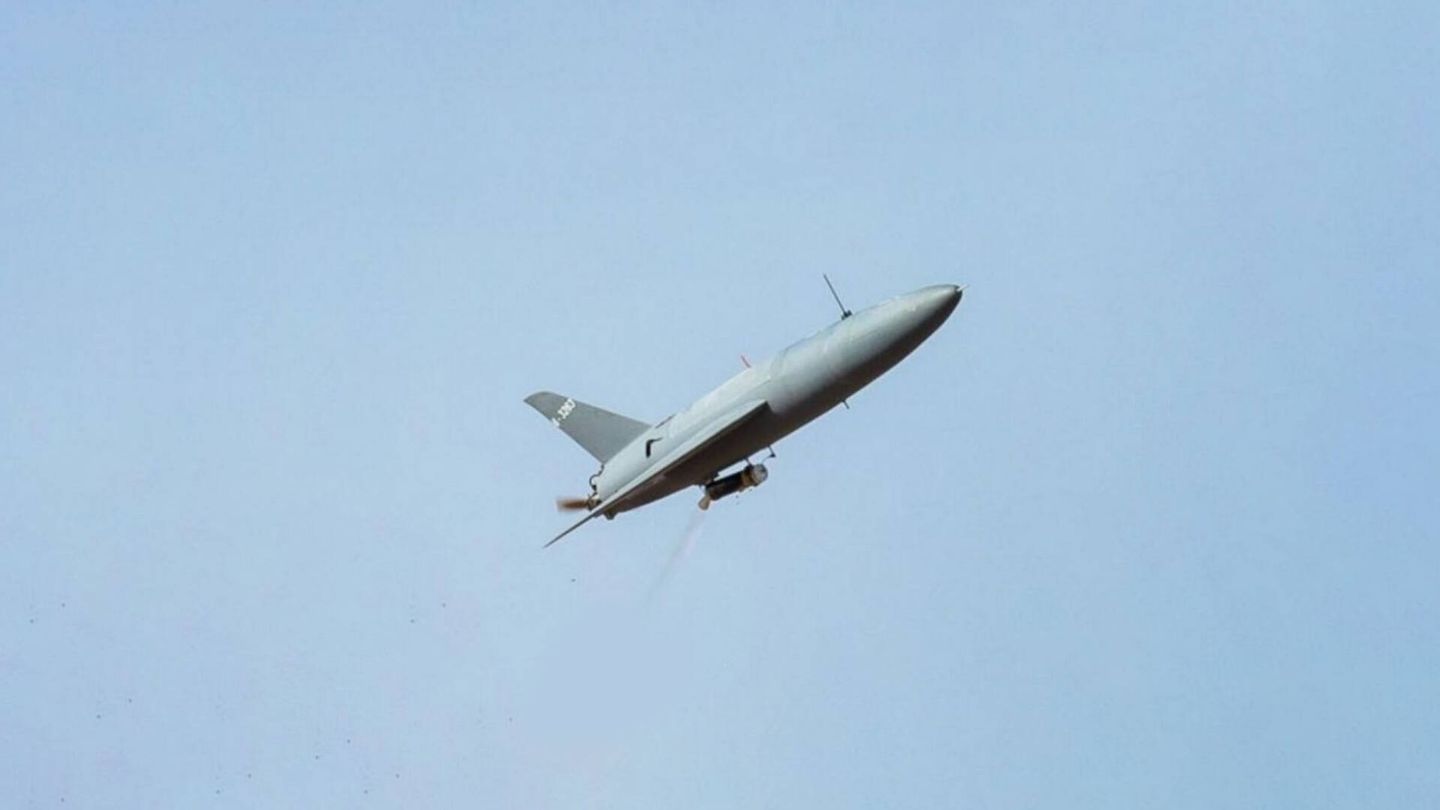 Otra vista del letal dron iraní Arash-2.