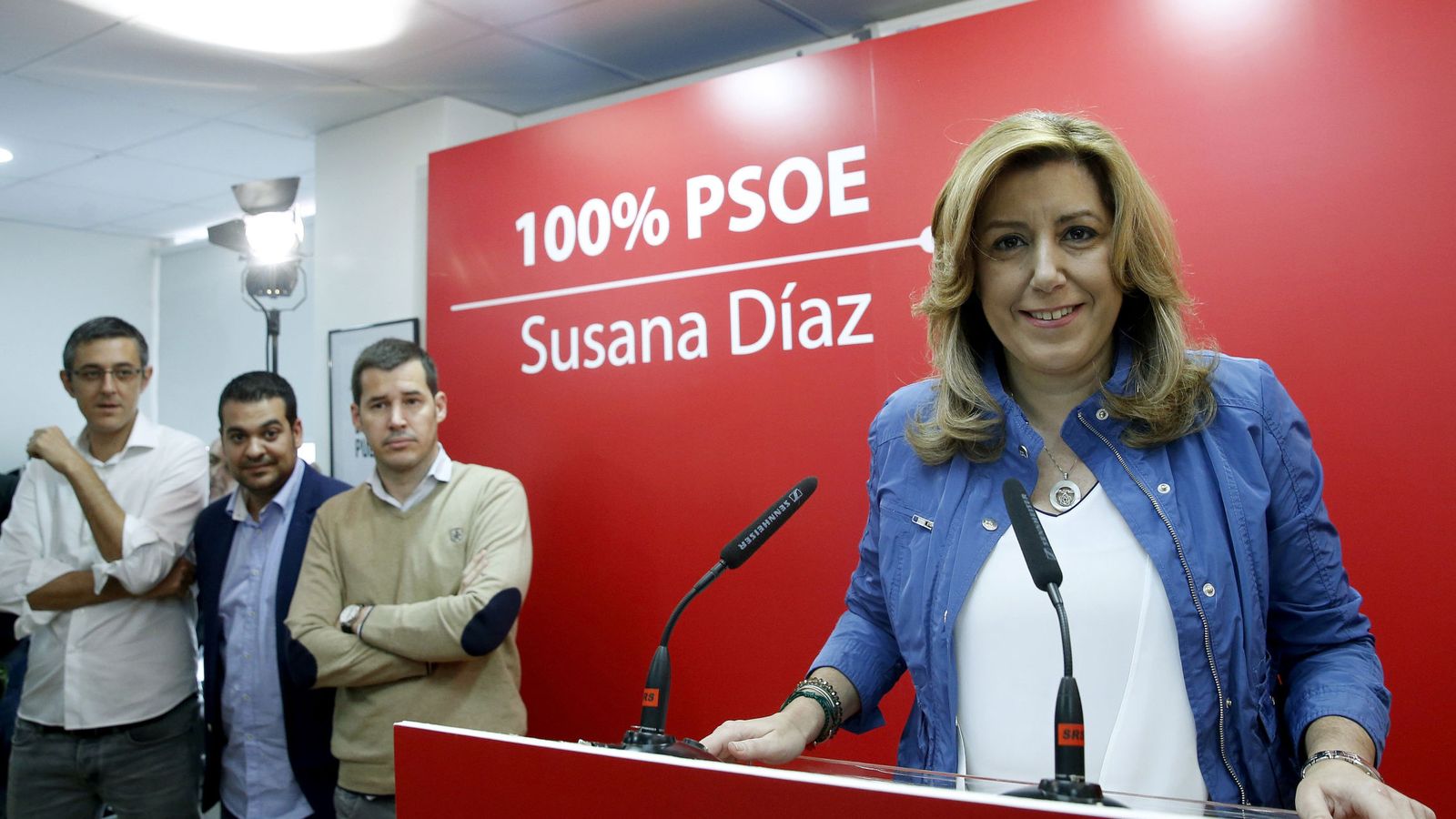 Foto: Susana Díaz, durante su rueda de prensa este 17 de mayo, con Eduardo Madina, Nino Torre y Juan Segovia. (EFE)