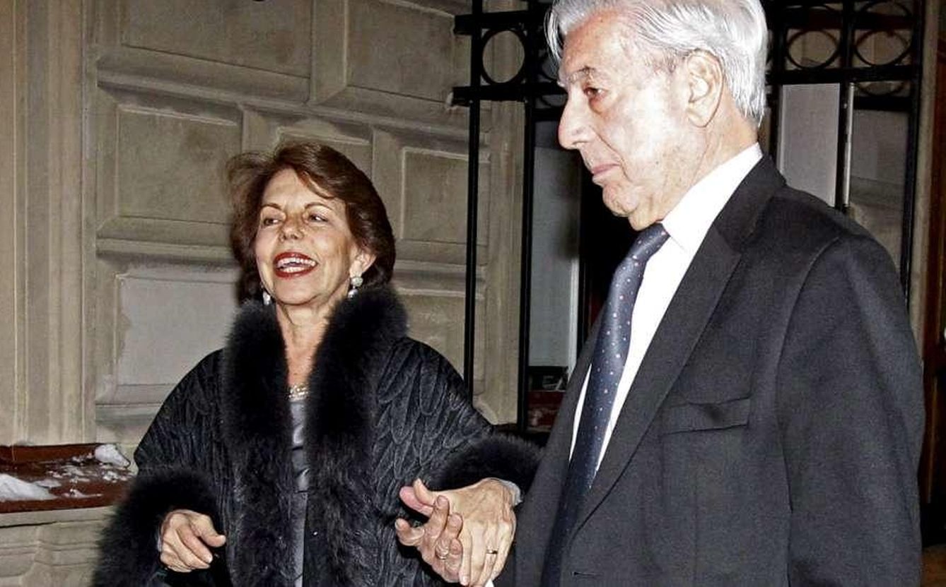 Vargas Llosa junto a Patricia
