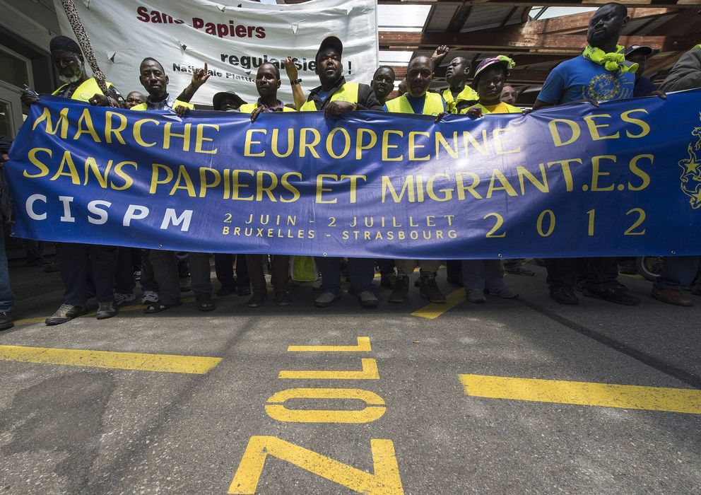 Foto: Marcha europea de inmigrantes sin papeles en Basilea, Suiza. (EFE)