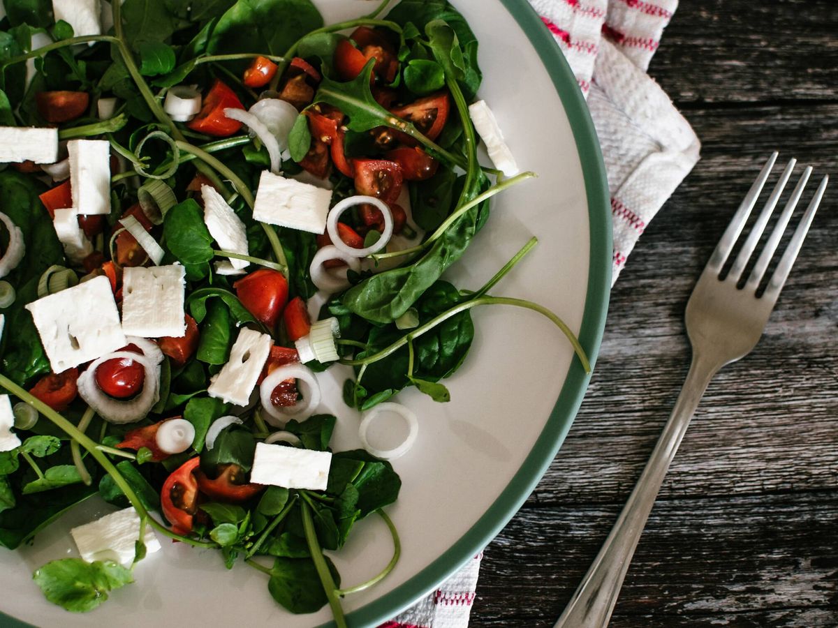 Foto: Estos son los alimentos ideales para tus cenas de verano si te has propuesto adelgazar. (Pexels/Lisa)