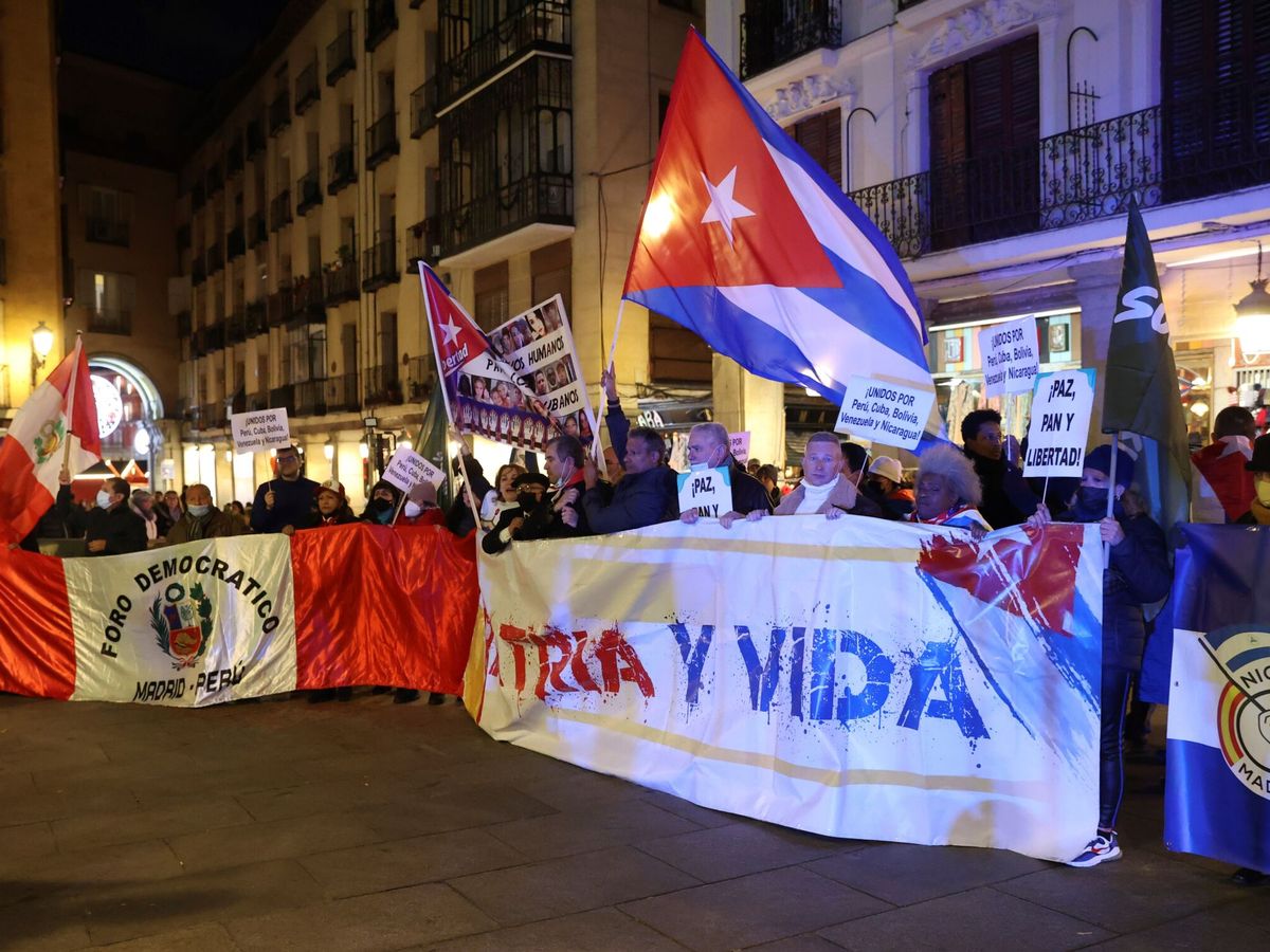 Foto: Manifestación en Madrid en diciembre de 2012 por los derechos humanos en Cuba. (EFE/Kiko Huesca)