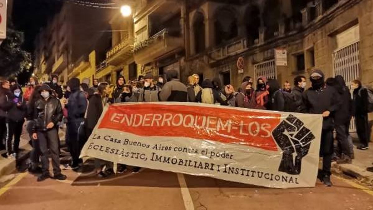 El Ayuntamiento de Barcelona critica el intento de desalojo de un centro okupa