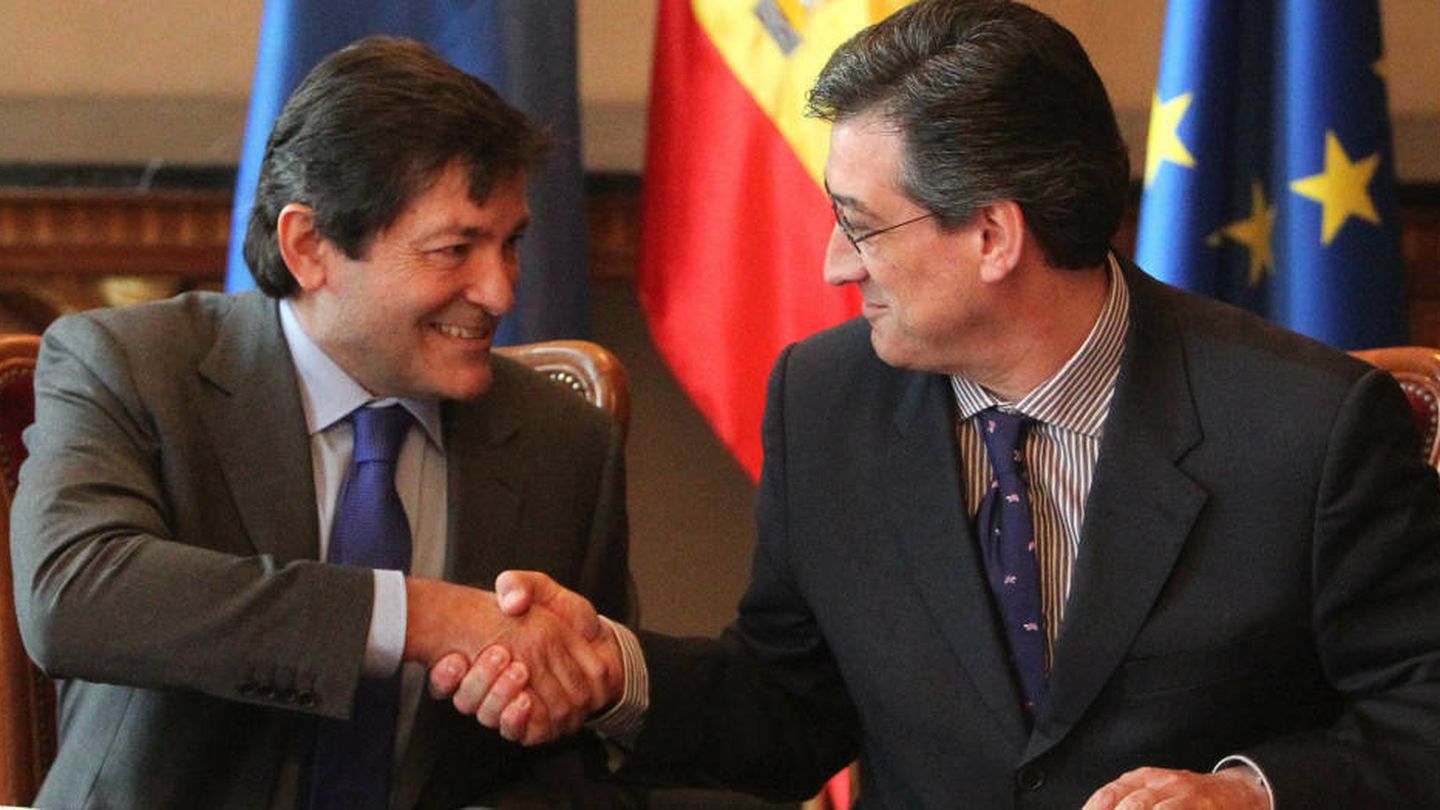 Psoe y upyd firman el pacto que dará el gobierno asturiano a los socialistas