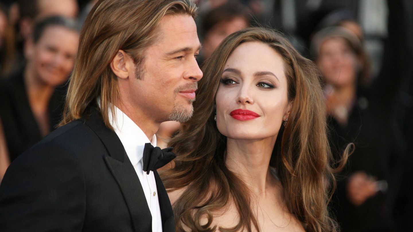 Brad Pitt y Angelina Jolie, durante la ceremonia de los Oscar de 2012. (Gtres)