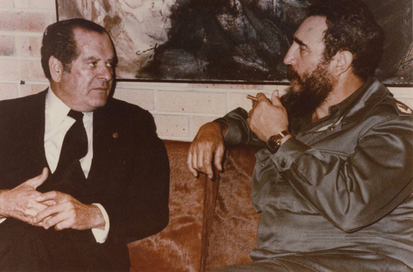 Eduardo Barreiros junto a Fidel Castro en La Habana. (Fundación Eduardo Barreiros)