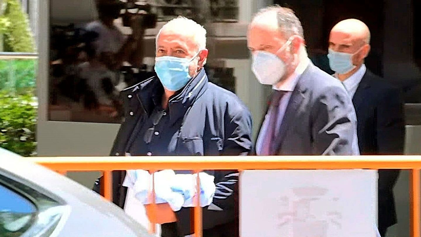 Captura de vídeo que muestra a José Luis Moreno a su salida de la sede de la Audiencia Nacional. (EFE)