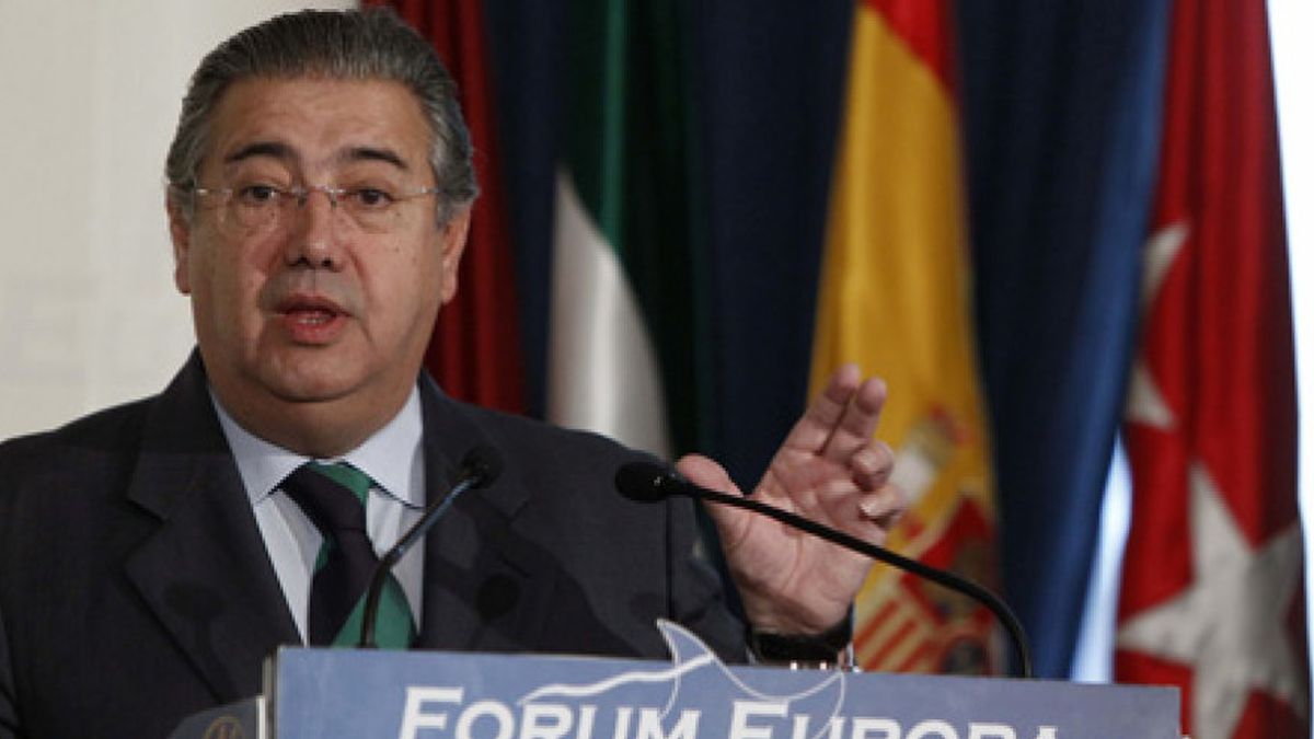 Zoido quiere el sillón de la Junta: “Andalucía necesita un rescate político”