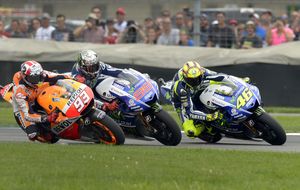 Márquez sólo gana más subido a la moto: Rossi sigue siendo el piloto mejor pagado