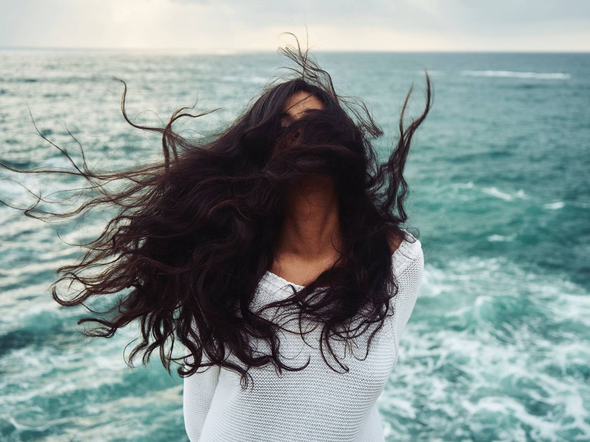 Foto: El poder de la sal marina para darle a tu pelo todo el cuidado que necesita. (Yoann Boyer para Unsplash)