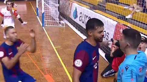 El escandaloso gol anulado al Barça a escasos segundos del pitido final: Es increíble