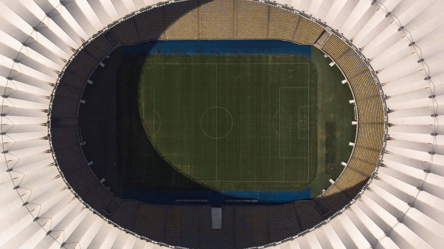 El estadio Maracaná, a vista de pájaro, fotografiado con un dron en junio de 2020. (EFE)