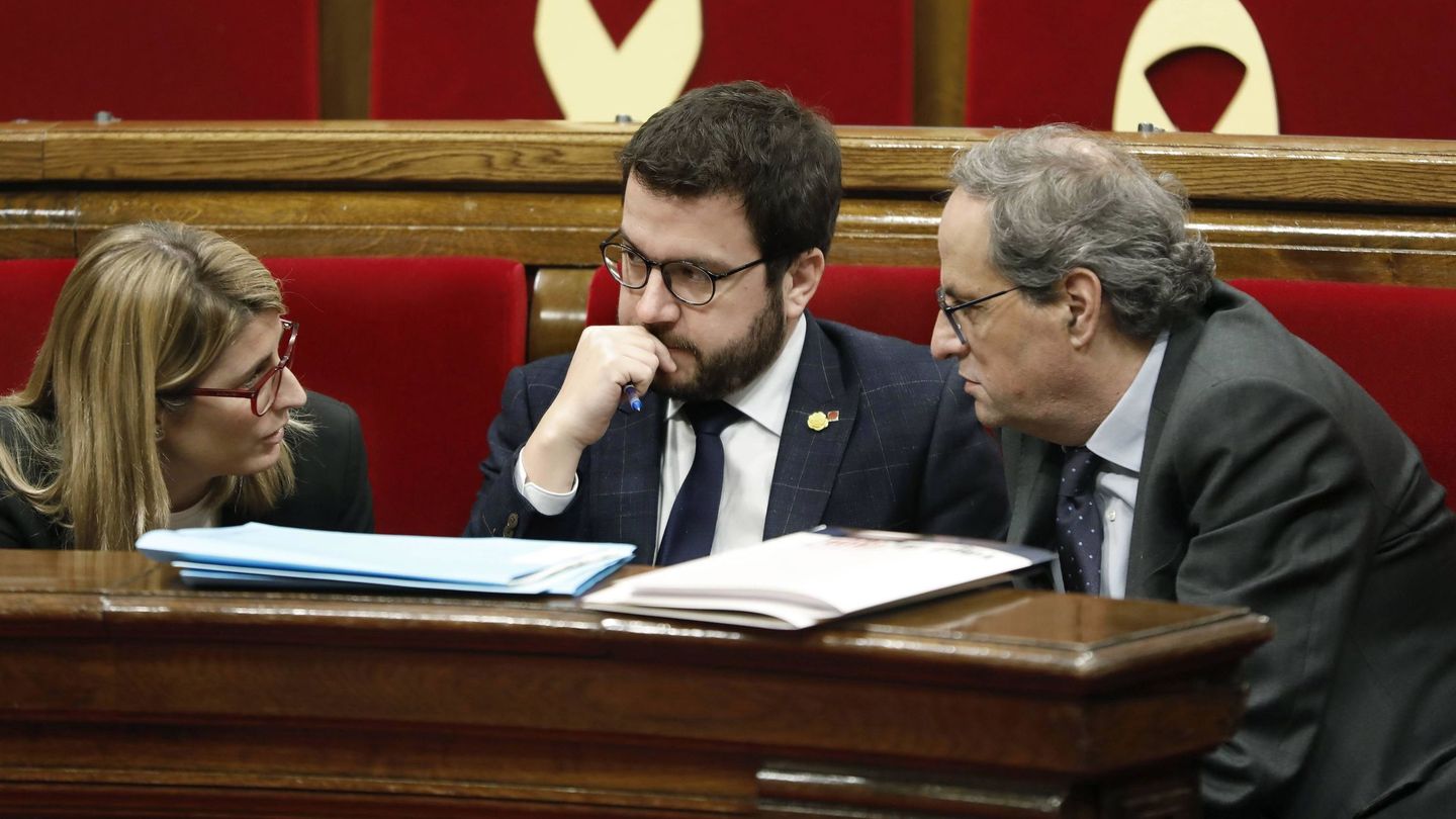 Artadi, Aragonès y Torra en el Parlament. (EFE) 
