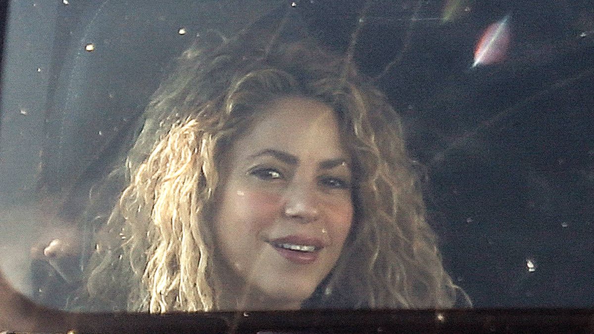Shakira recurre al cirujano de Adele para recuperar su voz