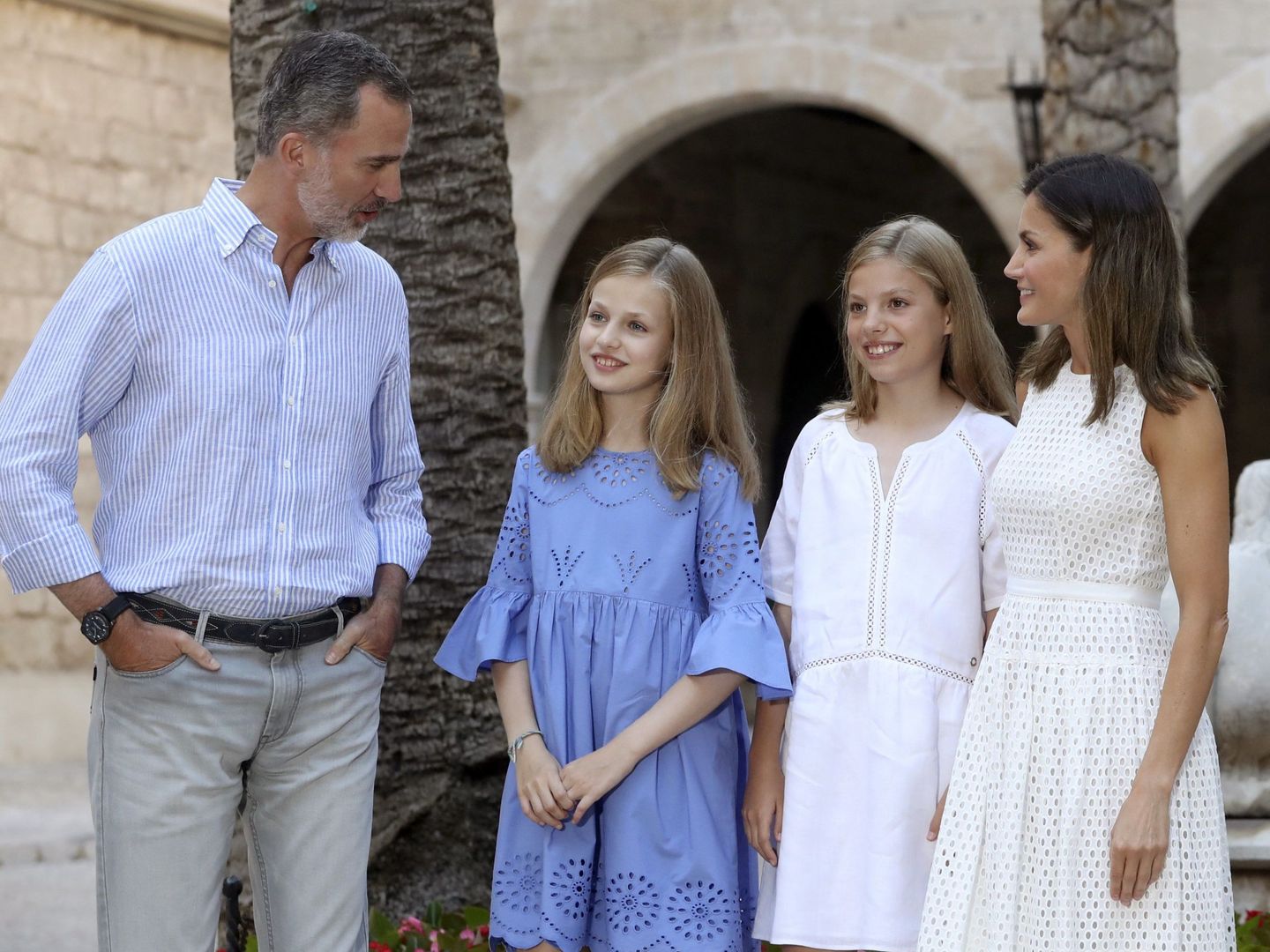Posado veraniego de los Reyes y sus hijas en Mallorca, en 2018. (EFE)