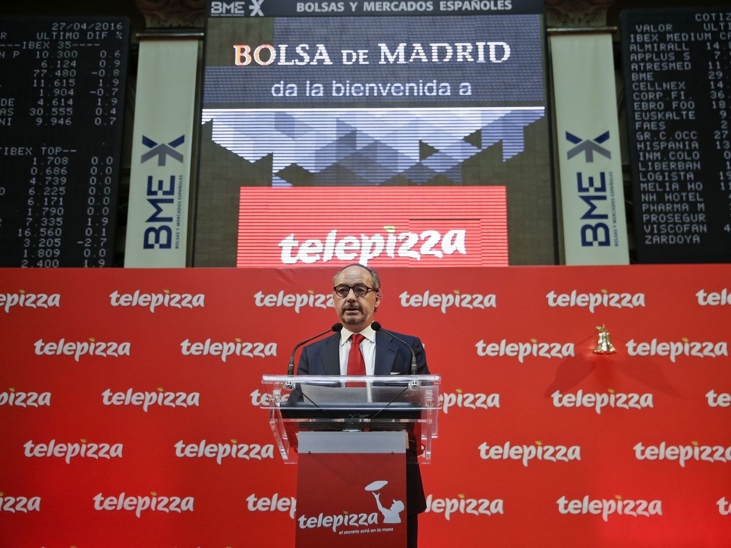 Foto de archivo del presidente de Telepizza, Pablo Juantegui, al salir a bolsa. (EFE)