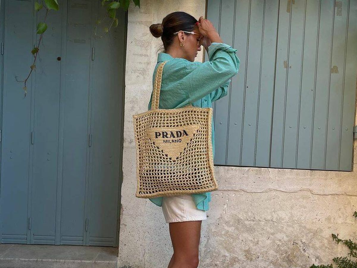 Foto: La bolsa de Prada, el 'it bag' del verano. (Instagram @alexandrapereira)
