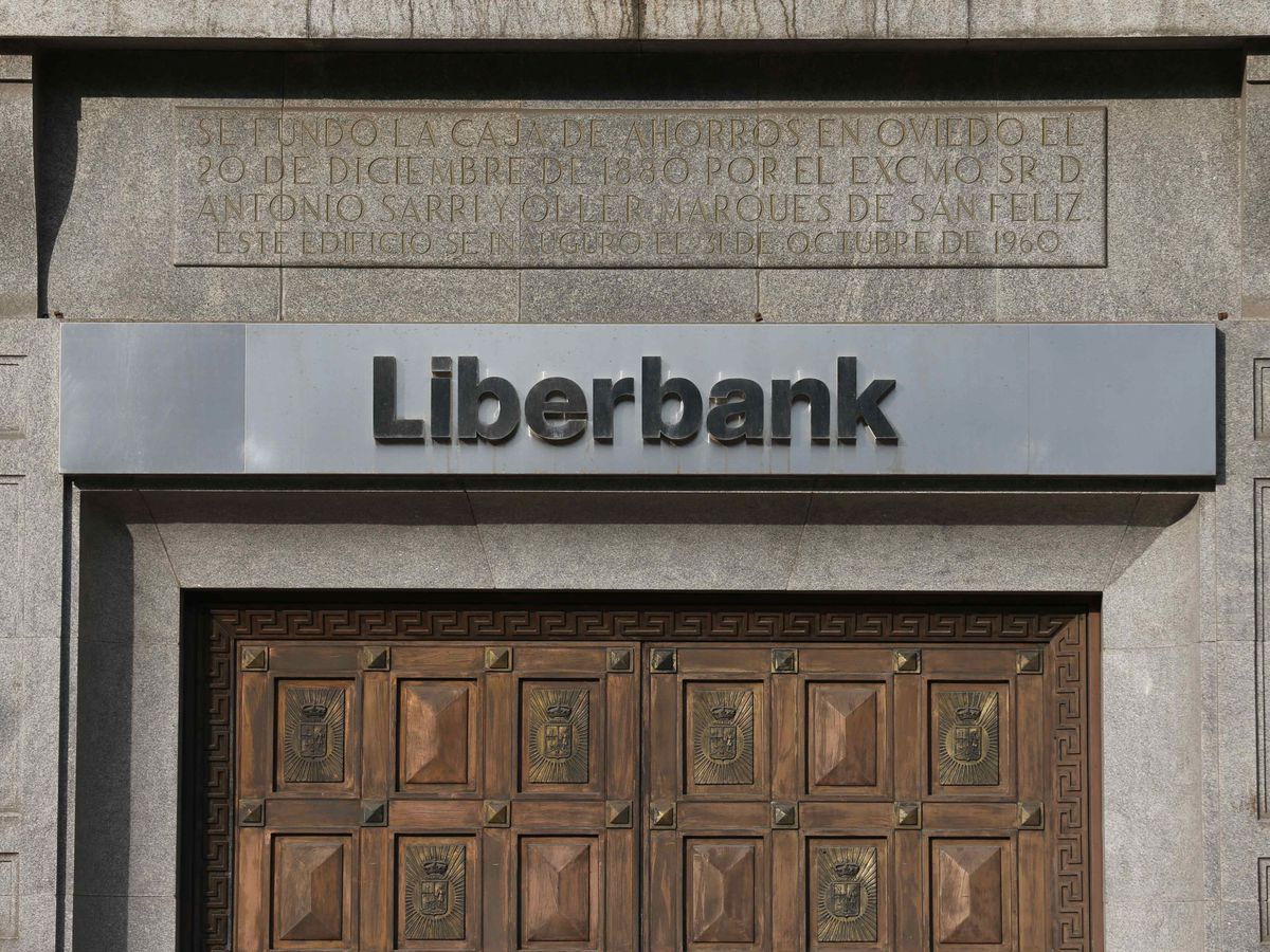 Foto: Oficinas centrales de Liberbank en Oviedo. (EFE)
