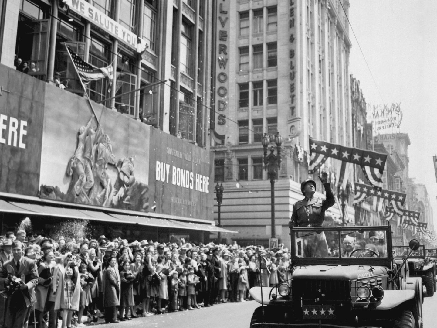 El general Patton es recibido por la ciudad de Los Ángeles tras la IIGM. (Reuters)