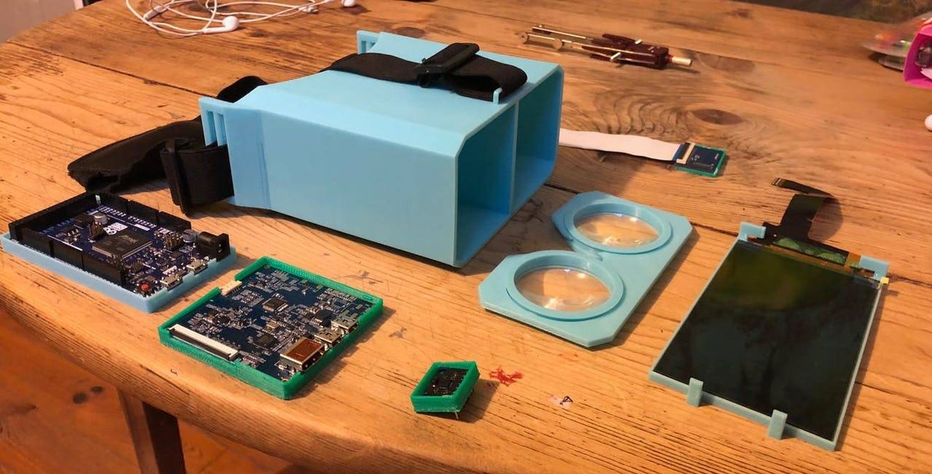 Es posible fabricar unas gafas de realidad virtual con Arduino. (Maxime Coutté / Team Relativity)