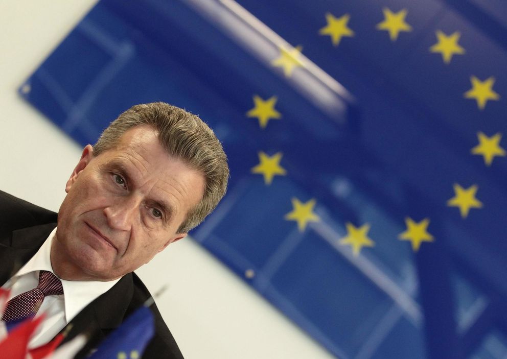 Oettinger durante la rueda de prensa en Viena (Reuters).