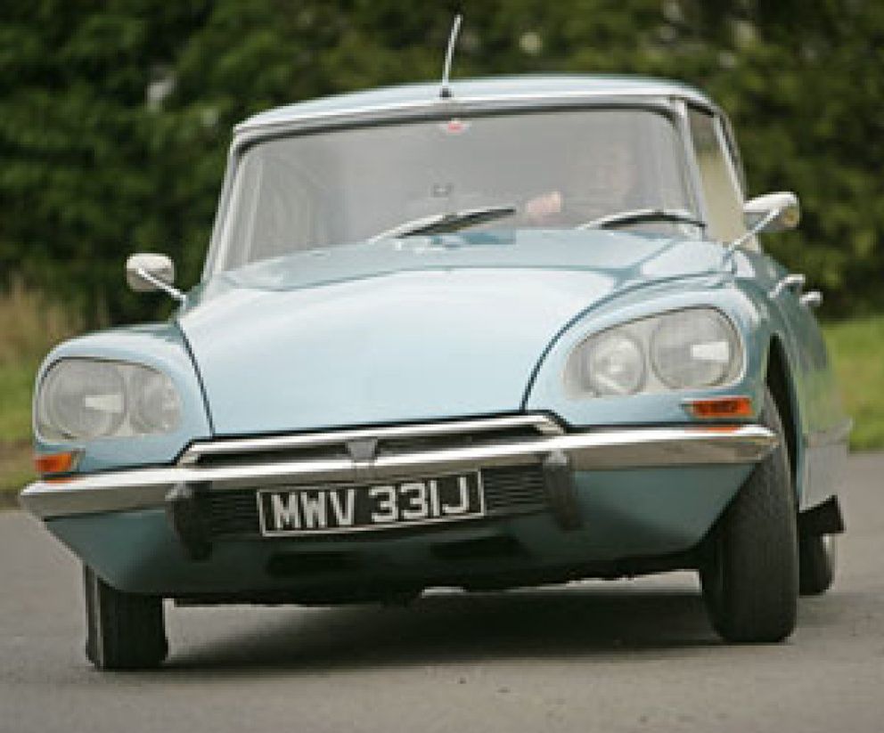 Foto: Citroën DS ('tiburón'), el coche más bonito de la historia