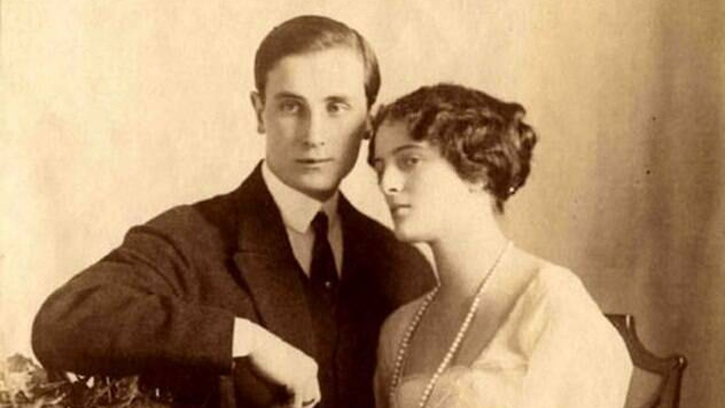 El príncipe y su esposa Irina. (Wikicommons)