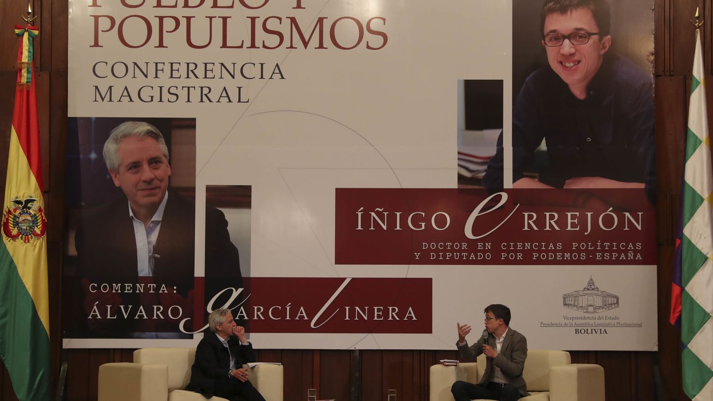 Íñigo Errejón, junto al vicepresidente boliviano, Álvaro García Linera. (EFE)