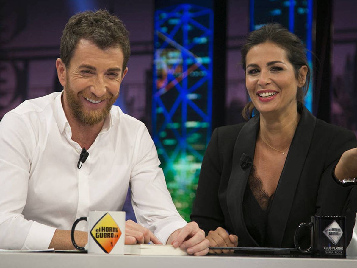 Foto: Pablo Motos y Nuria Roca, en 'El hormiguero'. (Antena 3)