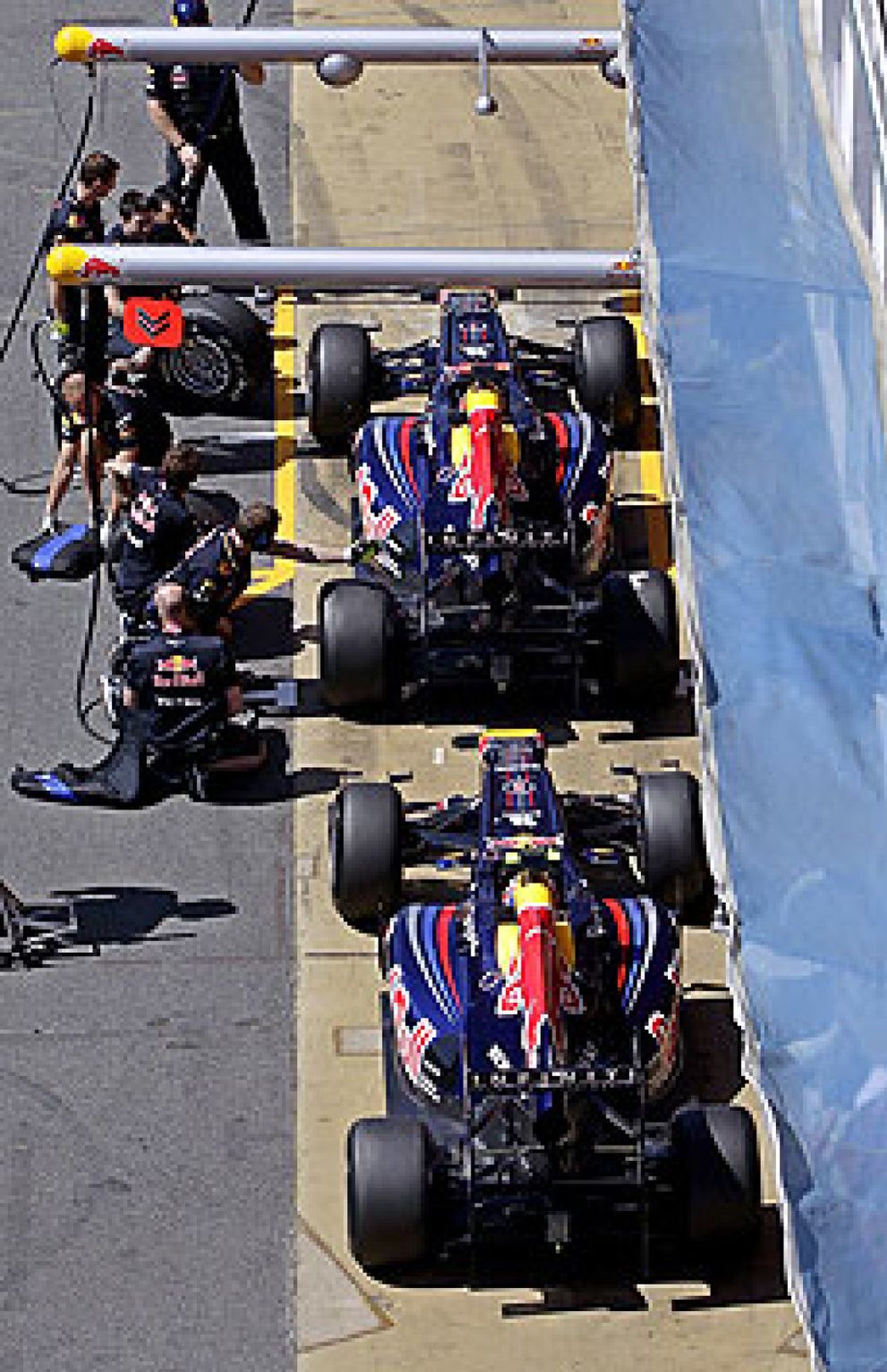 Foto: Alonso confía en sus mejoras pese a acabar el viernes por detrás de Red Bull y McLaren