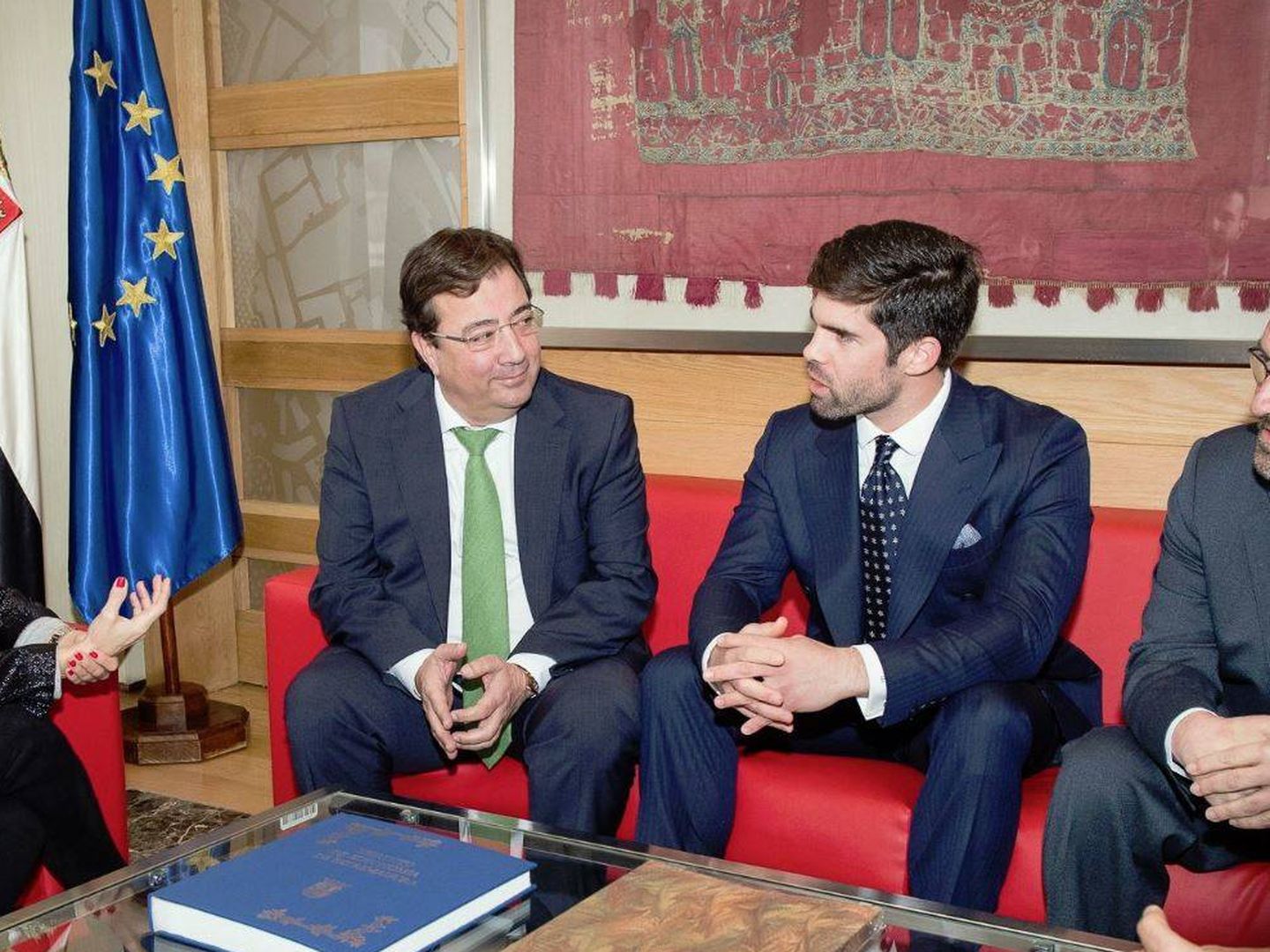 Guillermo Fernández Vara, con Fernando Palazuelo Barroso. 