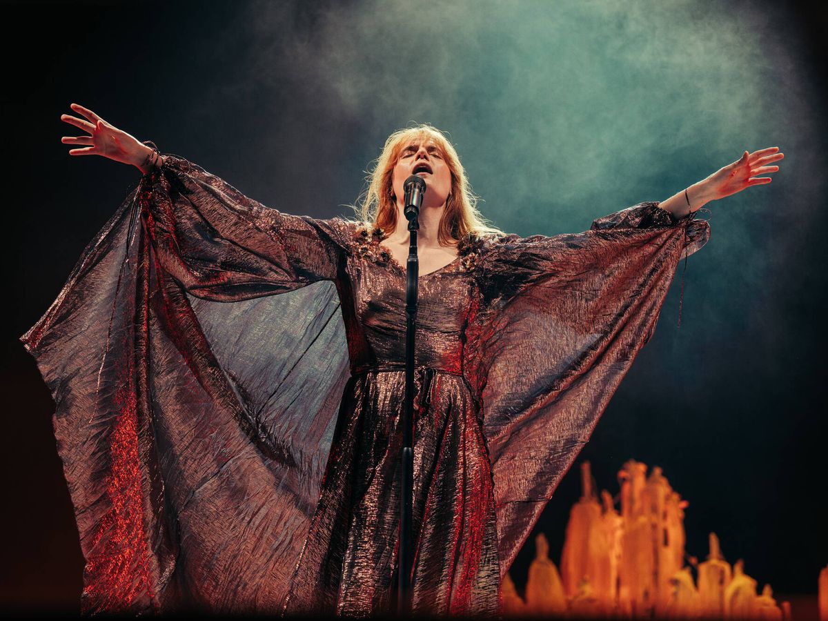 Foto: Imagen del concierto de Florence + the Machine en Cala Mijas 2023 (Cala Mijas/Sharon López)