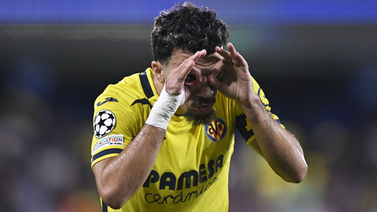 El Villarreal se desata con Iñigo Pérez y tumba al Nápoles en la Champions League (3-1)