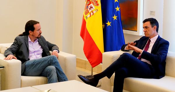 Foto: Imagen de Pedro Sánchez y Pablo Iglesias reunidos en la Moncloa. (Reuters)