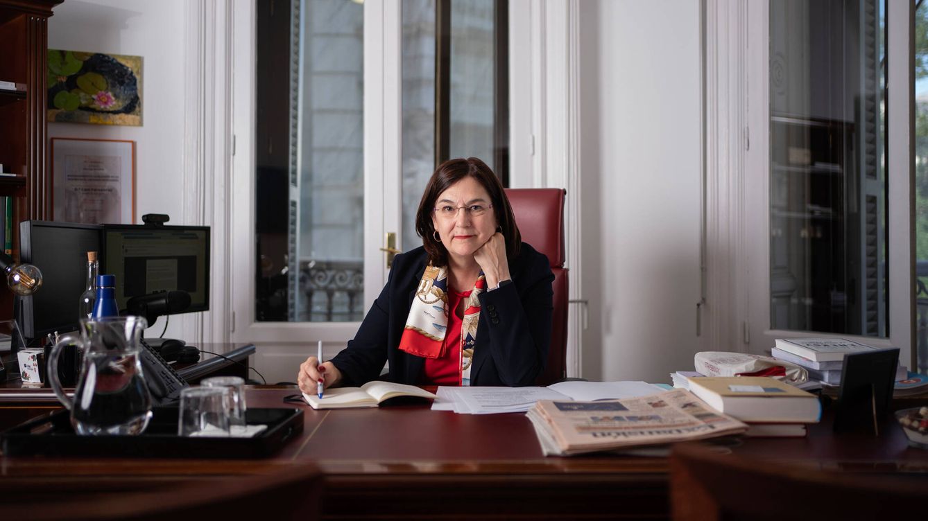Foto: Cani Fernández, presidenta de la CNMC, posa para El Confidencial. (O. C.)