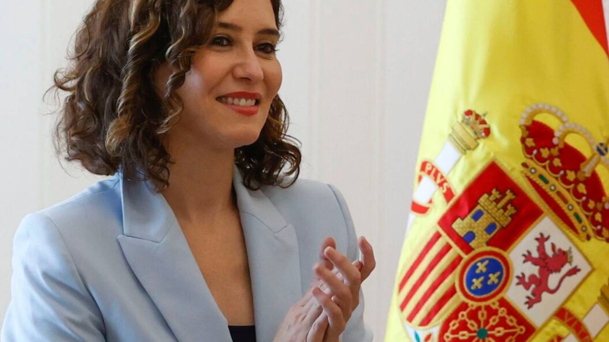 ¿Isabel Díaz Ayuso o Yolanda Díaz? Los españoles eligen con qué líder político pasar un día de fiesta