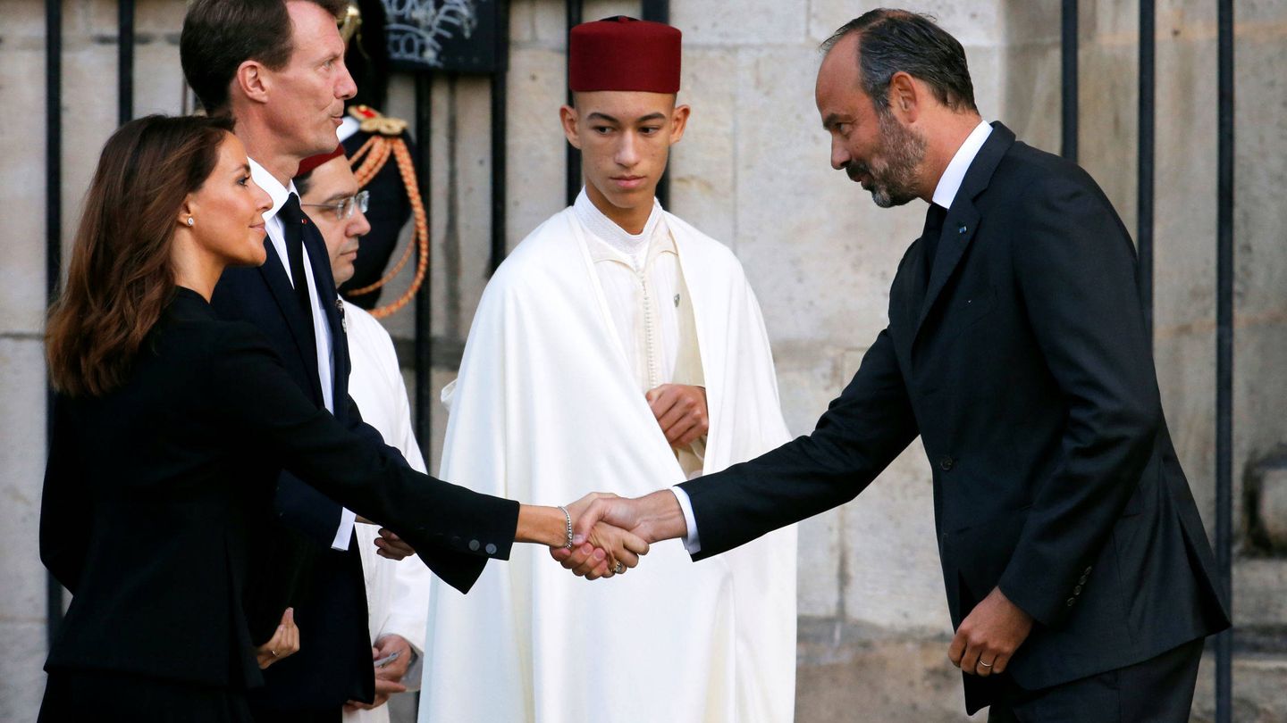 Joaquín y Marie de Dinamarca, junto a Mulay Hassan de Marruecos. (Reuters)