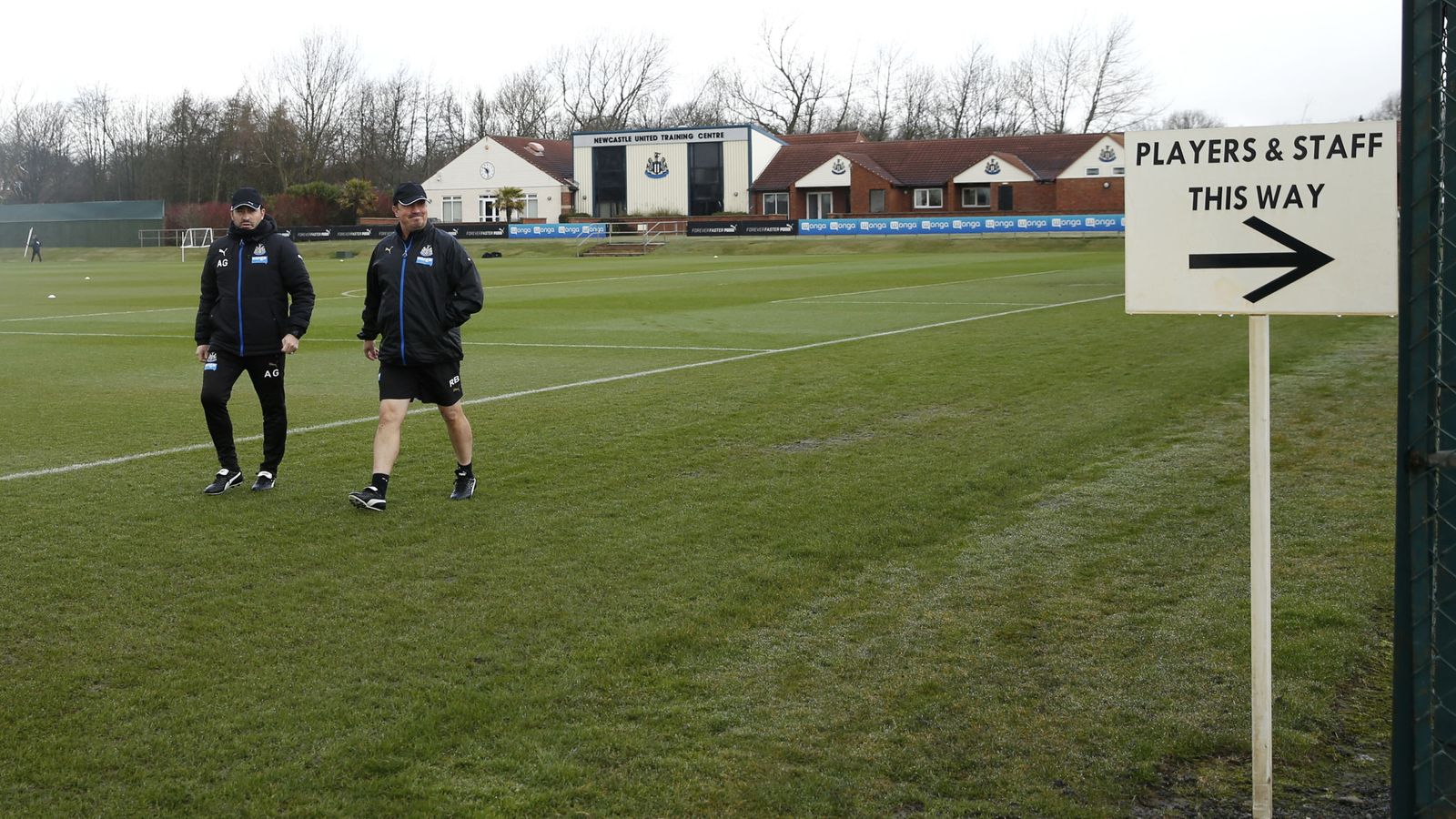 Foto: Rafa Benítez, durante un entrenamiento del Newcastle. (Reuters)