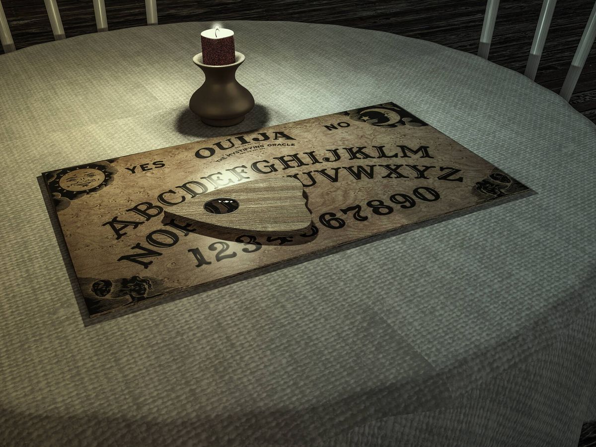7 datos curiosos sobre el tablero Ouija - Marcianos