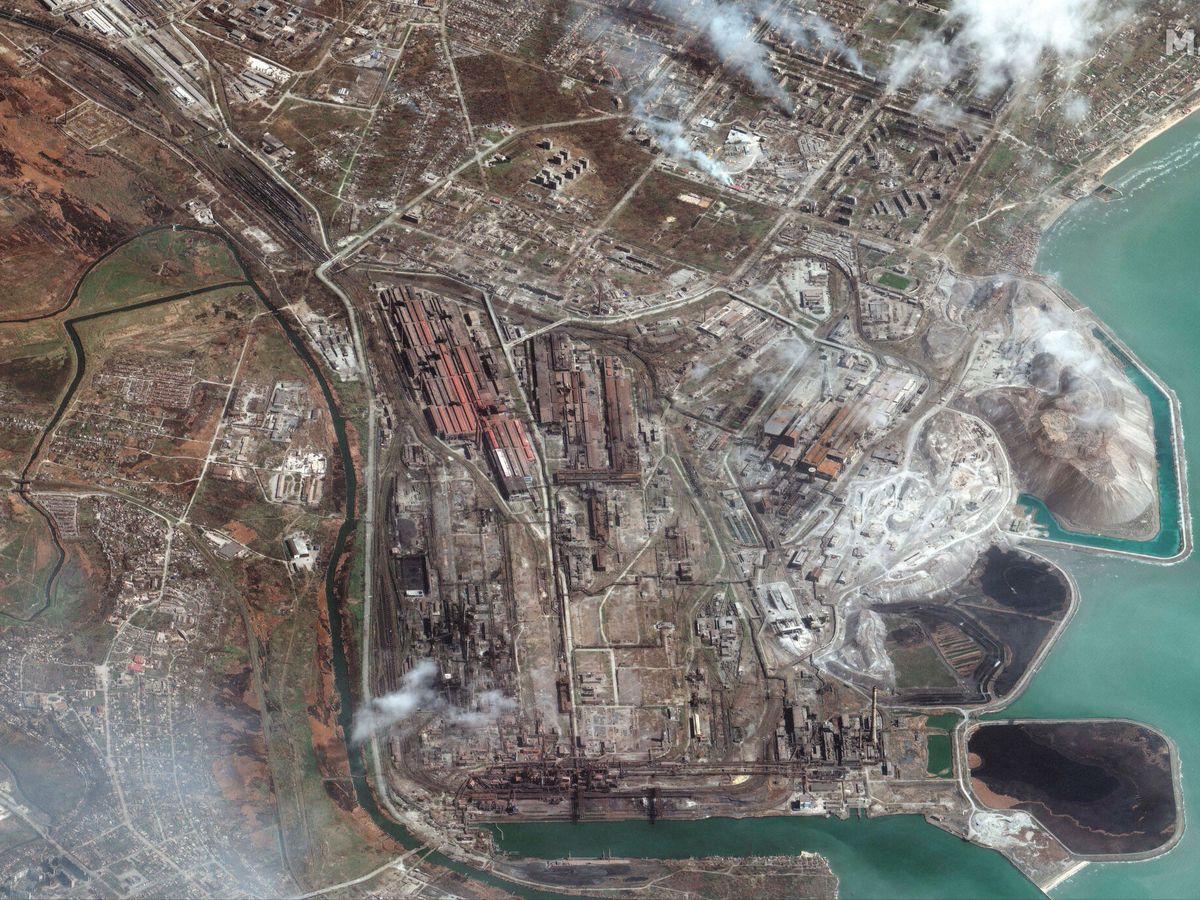 Foto: Una imagen satélite de Mariúpol. (Reuters/Maxar)
