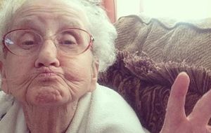 Betty, la abuela con cáncer terminal que enamora a Instagram