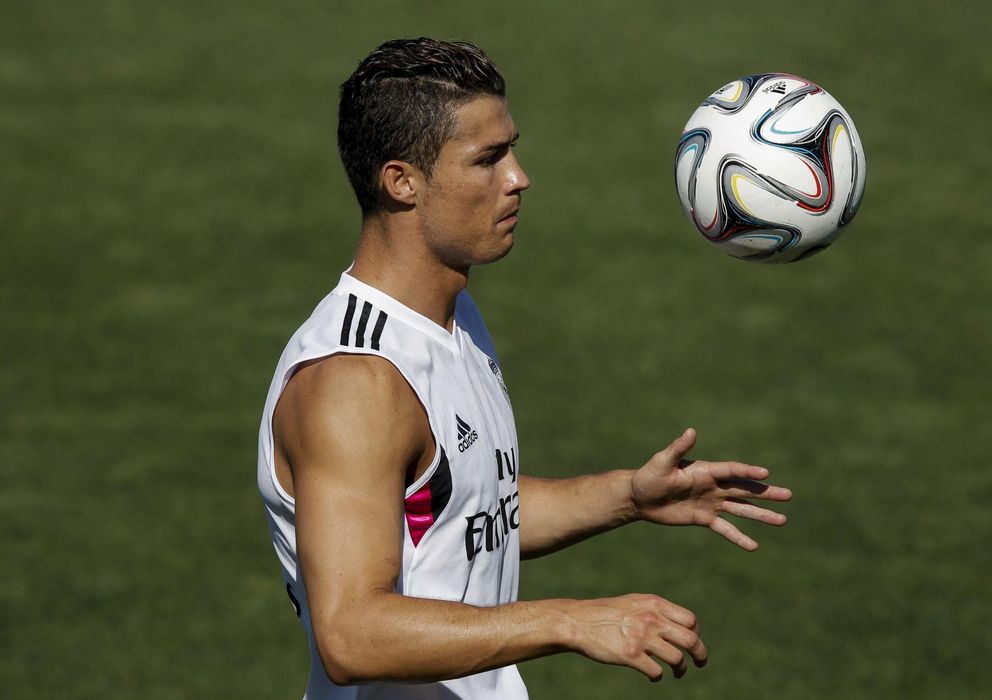 Foto: Cristiano Ronaldo, durante un entrenamiento de esta pretemporada (EFE)
