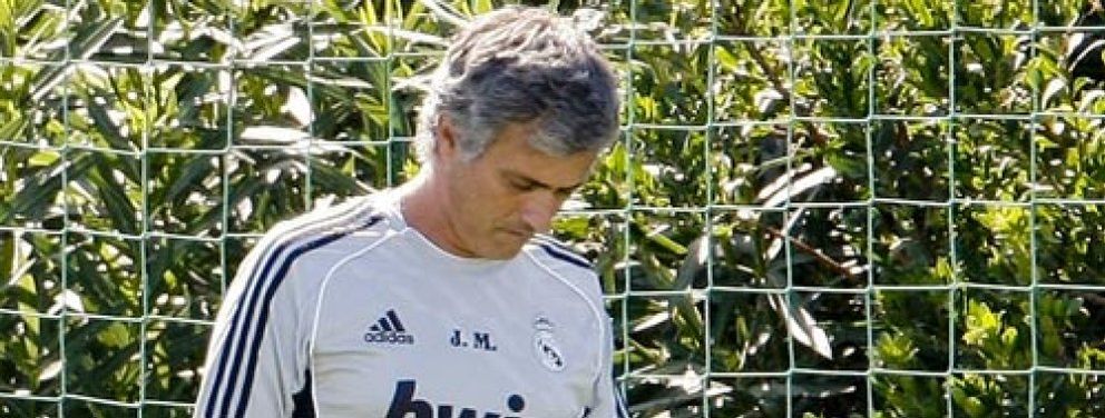 Foto: Mourinho se declara en la prensa lusa víctima de una campaña "bien organizada"