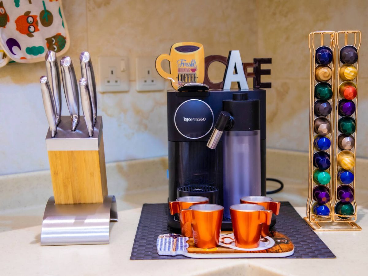 Foto: ¿Cuál es la mejor cafetera de cápsulas? (Mahrous Houses para Unsplash)
