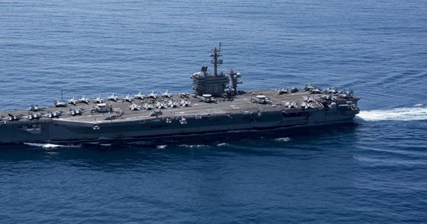 Foto: El Carl Vinson, el portaaviones de propulsión nuclear que EEUU envió por error en dirección contraria a Corea del Norte (EFE)